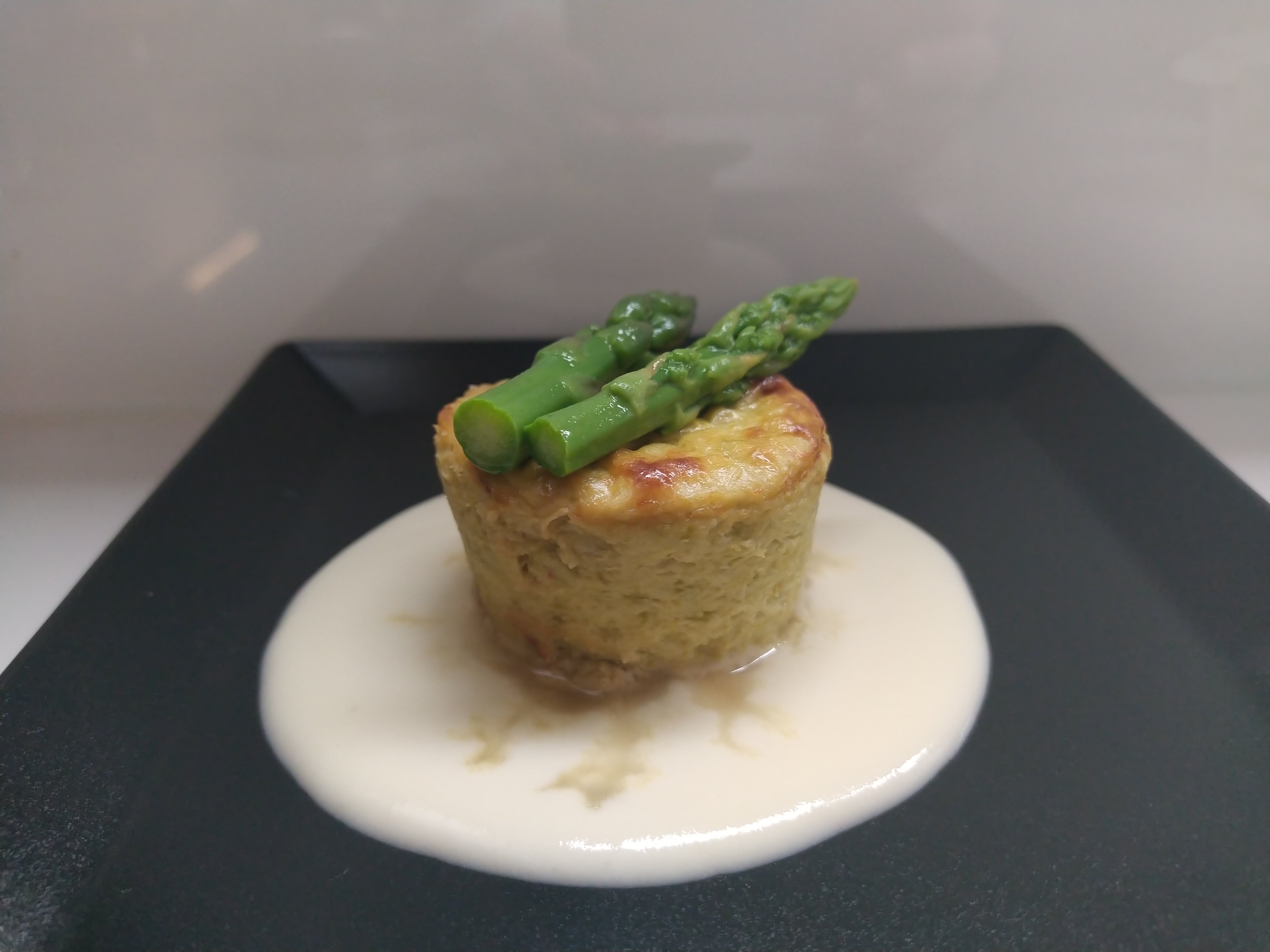 Spargelflan mit Fonduta